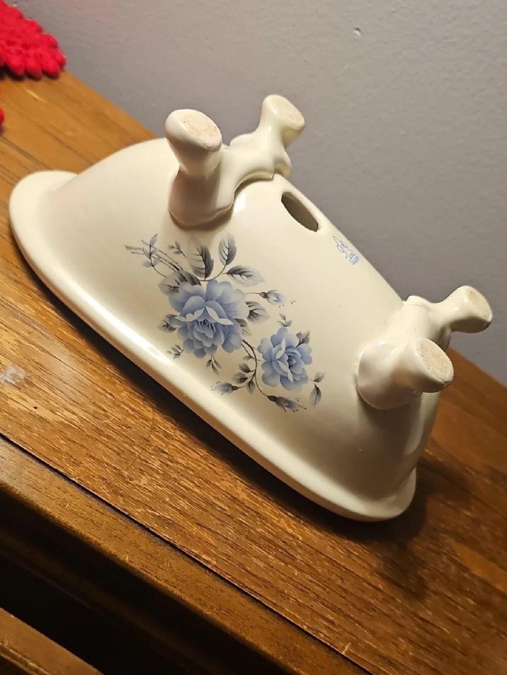 Cream Ceramic Mini Clawfoot Bathtub Decorative Dish with Blue Floral Accent